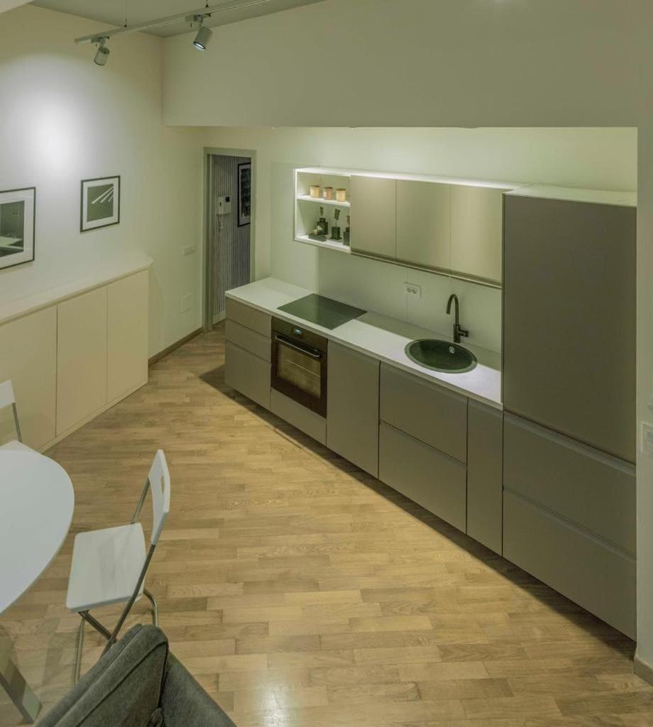 Duomo 500 Mt - Between Art And Design With Wi-fi Appartement