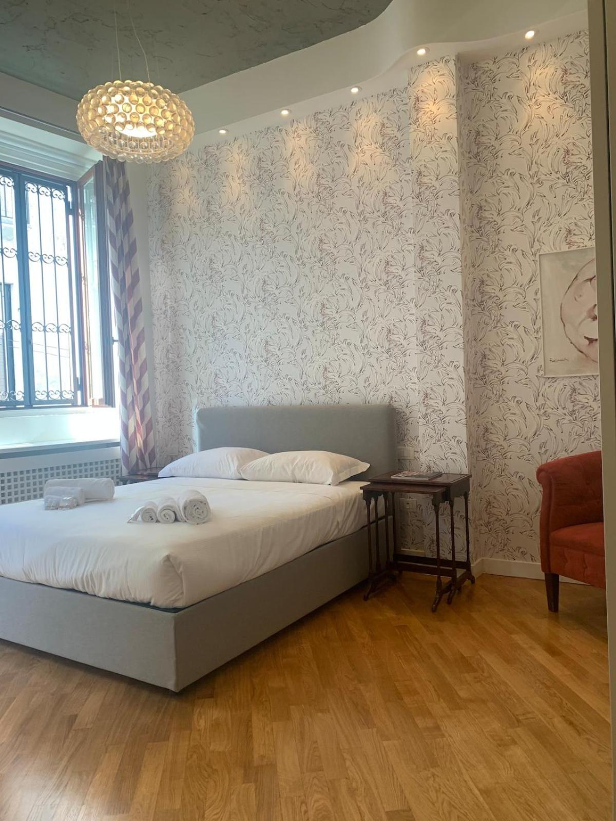 Duomo 500 Mt - Between Art And Design With Wi-fi Appartement