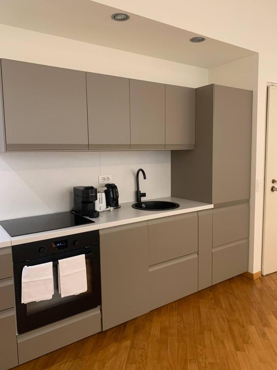Appartement Duomo 500 Mt - Between Art And Design With Wi-fi Milan