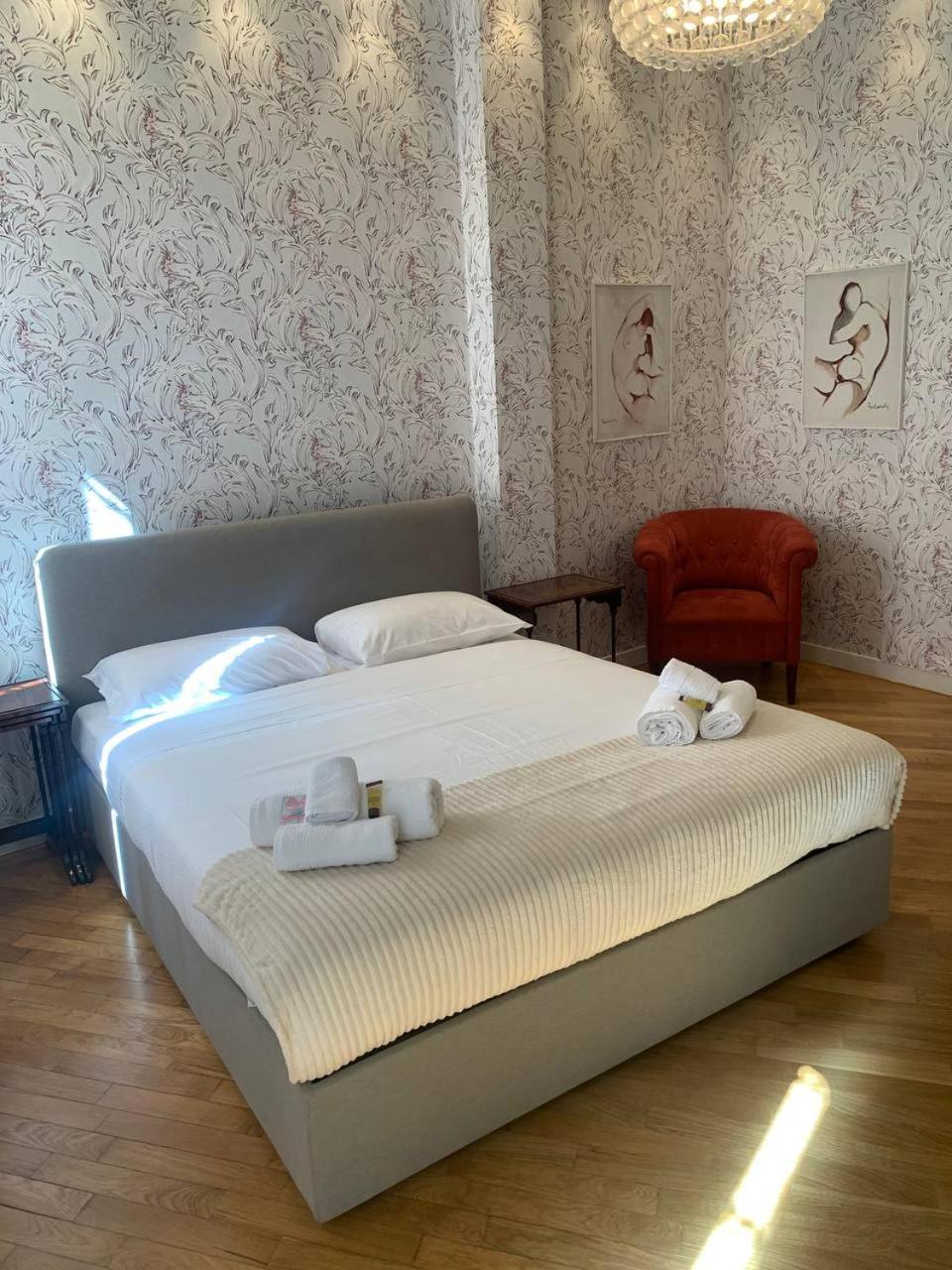 Duomo 500 Mt - Between Art And Design With Wi-fi Appartement