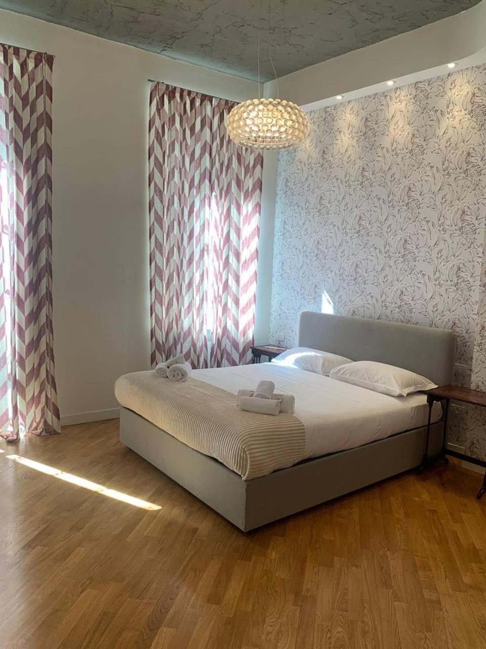 Appartement Duomo 500 Mt - Between Art And Design With Wi-fi Milan